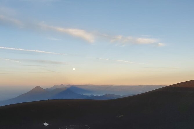 3 Days Tour in Acatenango Volcano - Day 1 in Antigua: Transfer, rest, and setting your hiking brain