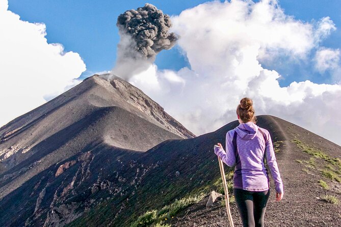 Acatenango Volcano Overnight Hike with Adventure Camping - Weather and eruption viewing: what to expect on clear vs cloudy nights
