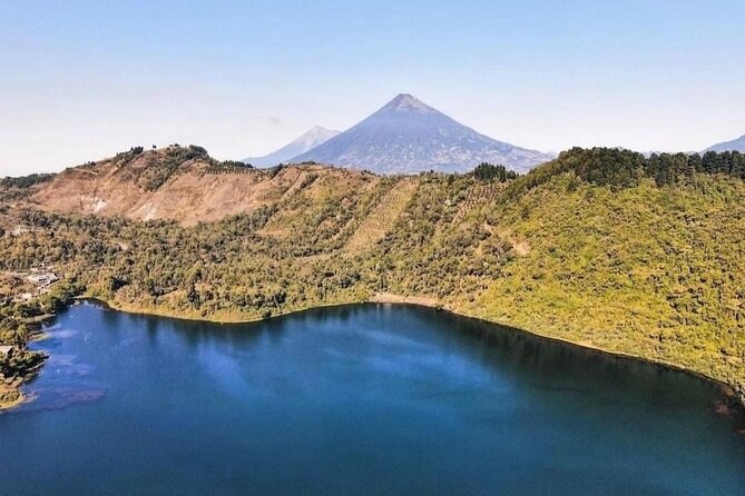 Adventure Tour Climbing the Pacaya Volcano with Pickup - Pacaya in 5 to 6 hours: a half-day volcano climb that fits Antigua