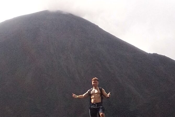 Adventure Tour Climbing the Pacaya Volcano with Pickup - At the top: 30 minutes for photos and taking it all in