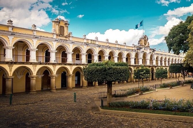 Antigua + Guatemala City Full Day Tour - History Lovers Favorite - Antigua Guatemala First Stop: Casa Santo Domingo and Its Earthquake Story