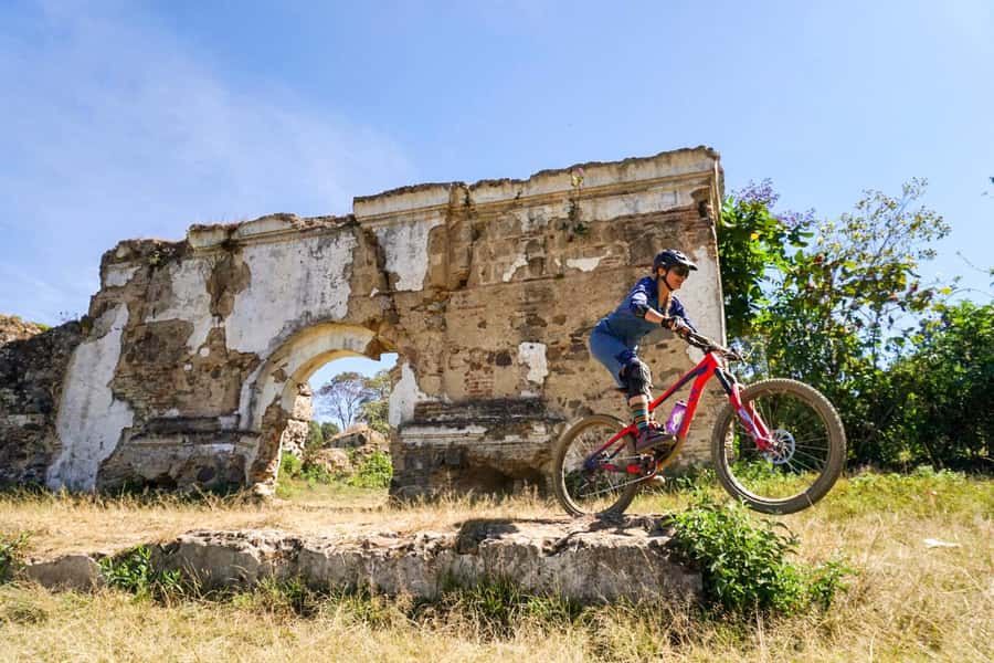 Antigua Guatemala: Half-Day Mountain Bike Tour with Guide - The Base Climb and the San Andres Ruins: Where the Day Changes Gear