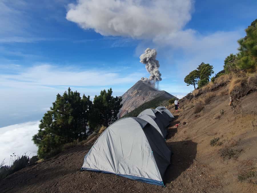 Antigua, Guatemala: Volcano Acatenango Overnight Hiking - How guides keep the hike manageable (and why it works)