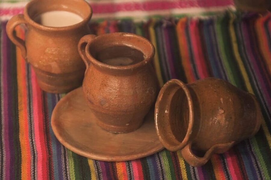 Antigua Local: Evening Street Food Tour with Dinner - Chocolate stop: tasting Guatemala beyond the main savory bites