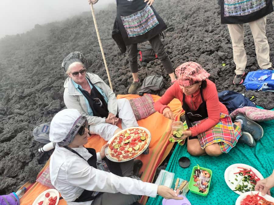 Antigua: Make & Eat Pizza at Pacaya Volcano Private Tour - Why Pizza on Pacaya Volcano is so much more than a gimmick