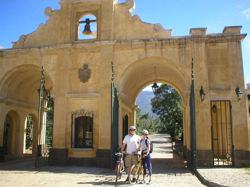 Antigua Sip 'n Cycle Half-Day Bike Ride and Coffee Tour - Coffee from seed to cup: what you learn before you taste