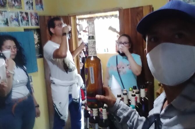 ANTIGUA Villages Tour - Stop 1: San Juan del Obispo, Wine and Chocolate Crafts in a Colonial Palace
