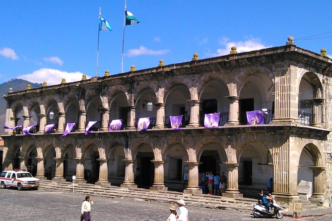 Antigua Walking Tour Morning and Afternoon - Antigua Plaza Mayor: why the 1541 street grid still matters
