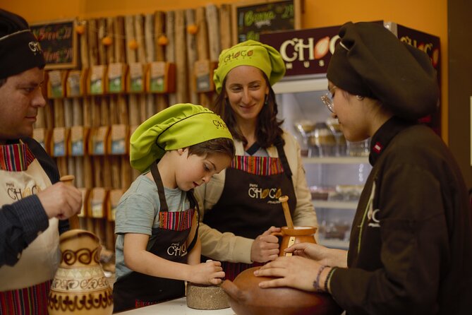 Bean-to-Bar Chocolate Workshop in ChocoMuseo Antigua - Your take-home chocolate: 90g, plus how to keep it looking good