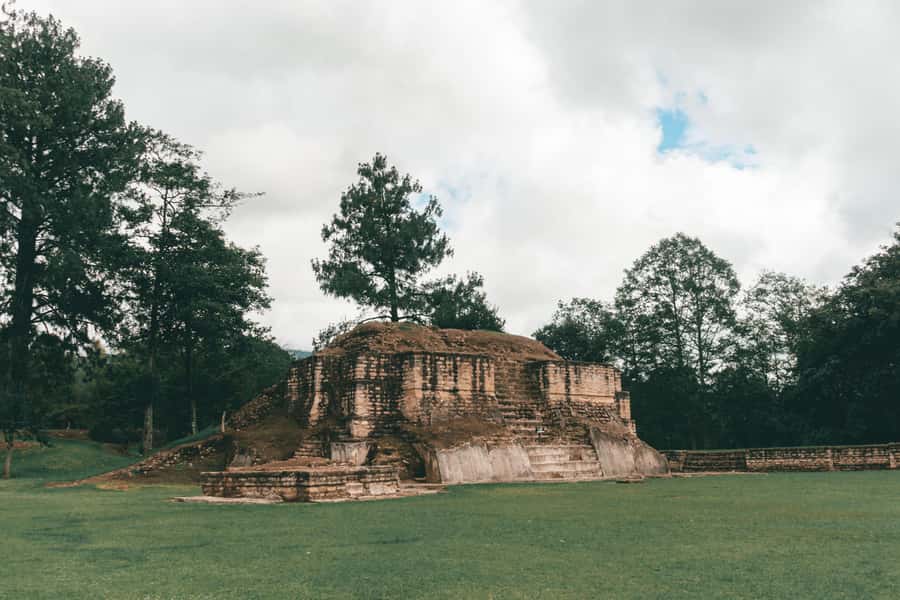 Chichicastenango and Iximché One Day Tour - Getting there from Antigua and Guatemala City, and what can affect your day