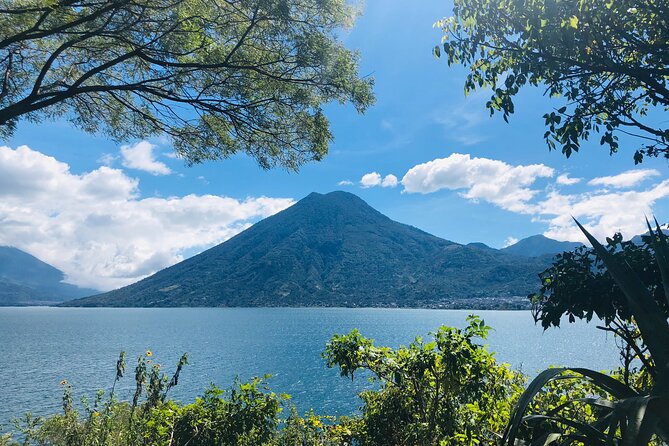 Chichicastenango and Lake Atitlan: From Traditions to Paradise - Inside Santo Tomás Church: syncretism you can see in real time