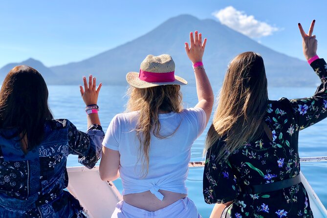 Chichicastenango and Lake Atitlan: From Traditions to Paradise - Plaza and Mercado Santo Tomás: shopping with your eyes open