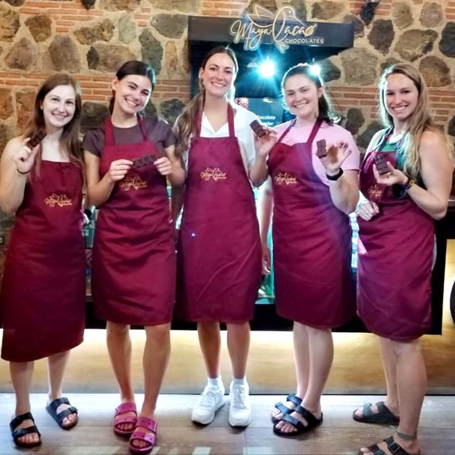 Chocolate workshop; gastronomic experience of cocoa. - Making your own chocolate bar: the satisfying finish