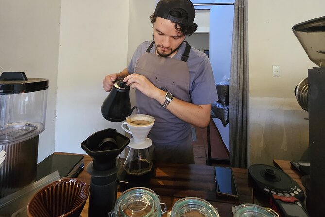 Coffee crawling and breakfast tour in Antigua - Parque Central coffee crawl, where the morning starts right