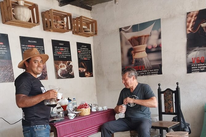 Coffee tour near the Agua Volcano with tasting - Roasting, grinding, and the brewing lesson that changes everything