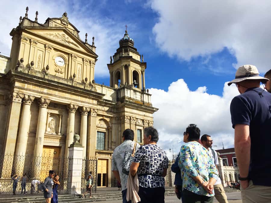 Combo Tour: Colonial Antigua & Guatemala City Explorer Tour - Lunch break in Antigua, plan your own break