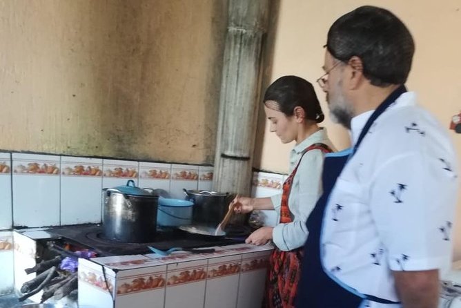 Cooking class and market tour/Pepian Workshop - Should you book this pepián workshop near Antigua?