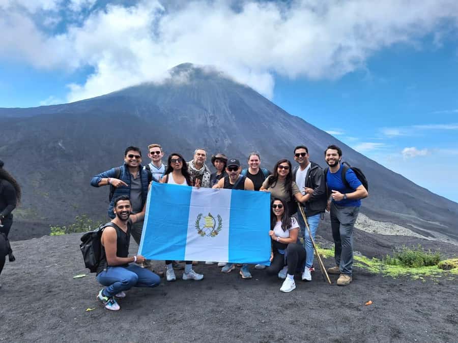From Antigua: Pacaya Volcano Tour in English/Spanish - The big views: what you are aiming to see (and why weather rules)