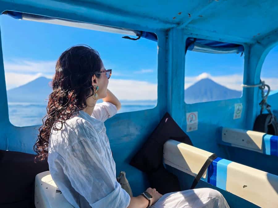 FROM ANTIGUA, ROUND TRIP: EXPLORING THE VILLAGES OF LAKE ATITLÁN. - Comfort, safety, and what to pack (so the day feels easier)