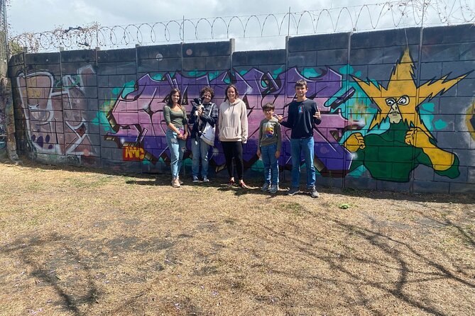 Graffiti Walking Tour in 4 Grados Norte Guatemala City - The spray-can moment and your take-home piece