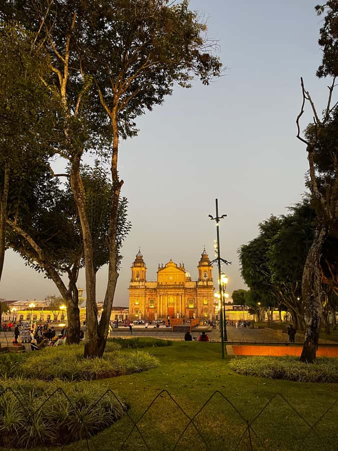 Guatemala City: Walking Tour - Starting in Zone 2 with Mapa en Relieve, the smart move for first time orientation