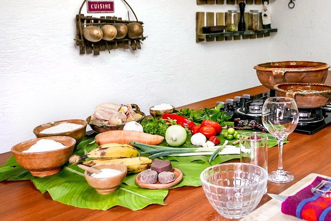 Guatemalan Cooking Class and Market Tour - Transportation Between Stops: Tuk-Tuk Rides and Timing