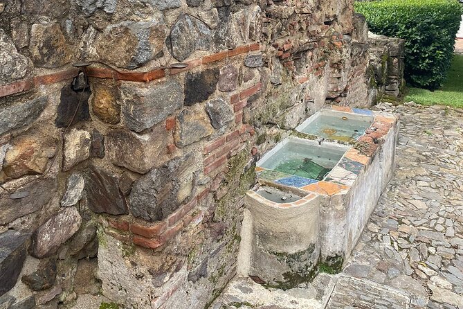 Guided Tour in Antigua Guatemala and Hobbitenango - Meeting points and where your day actually ends