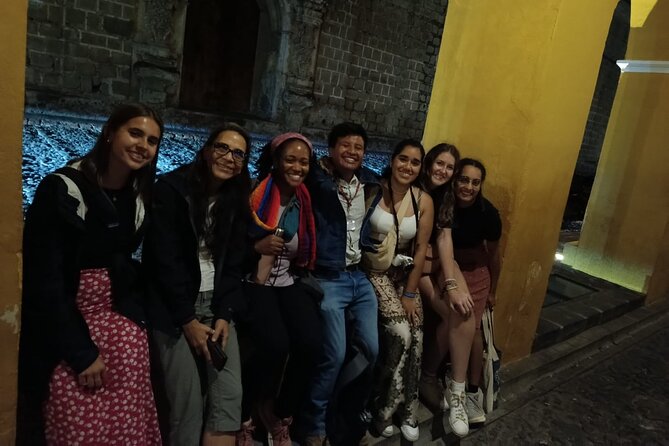 Guided Walking Tour Legends of Antigua Guatemala - Stop 2: Arco de Santa Catalina, your photo pause with a purpose