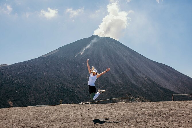 Hike Active Pacaya Volcano - Private Tour - The Guatemala City drive to San Vicente Pacaya: comfort first