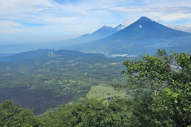 Hike to Pacaya Volcano - Reaching the geothermal hot spot, marshmallows on volcanic rock