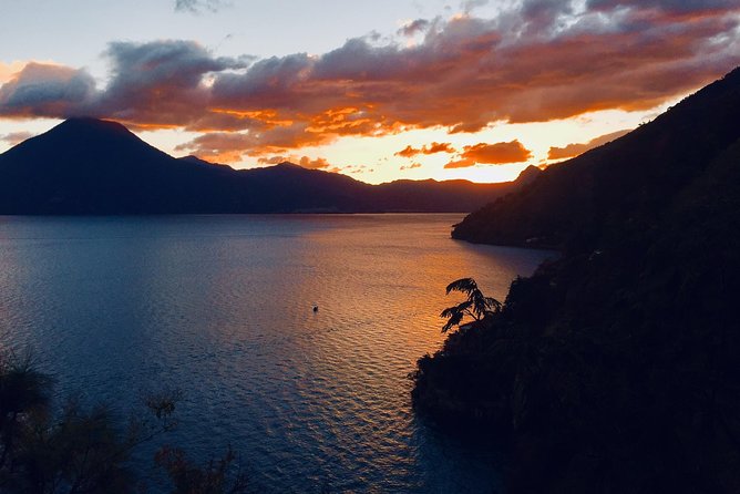 Indian Nose Peak and Lake Atitlan Sunrise Tour from Panajachel - Guides make the difference on summit time