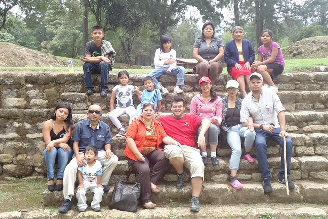 IXIMCHE MAYAN RUINS TOUR from La Antigua - Getting started in Antigua: the 8:00 am plan and pickup rhythm