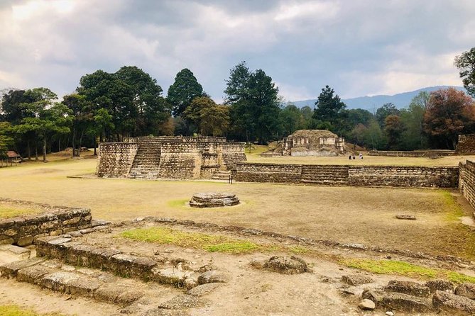 Iximché Ruins Tour - The drive from Antigua: curves, viewpoints, and why 8:30 am helps