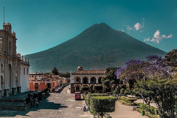 Join The Best Walking Tour of Antigua Departing From Antigua - Half Day Tour - Real Palacio: power, tourism offices, and an official kind of Antigua
