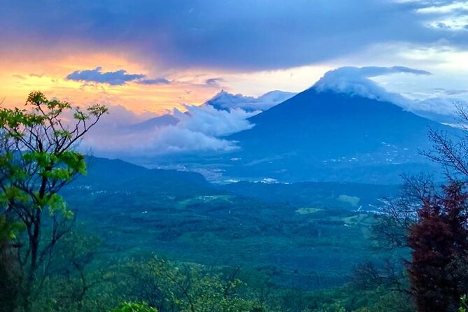 Pacaya Volcano Luxury Sunset Horseback Riding Tour/ Dinner Cooked by-Lava Chef - Timing: why most trips start around 2 pm in the dry season