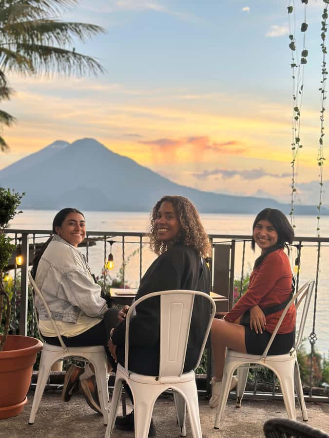 Panajachel: Lake Atitlán Sunset Tour - What to bring, driving rules, and comfort check