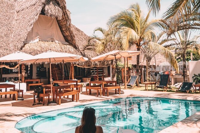 PRIVATE SHUTTLE from Airport/Antigua to EL PAREDON or Vice Versa - Antigua drop-off near Central Park: easy start to the old-city walk