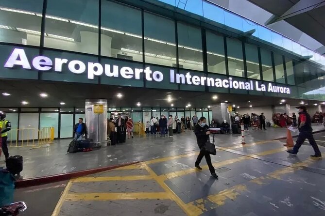 Private Transfers in Guatemala - Door pickup in Antigua, then straight to the airport