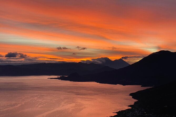 Sunrise Tour in Indian Nose Hike and Views of Lake Atitlan - The guide factor: Jose (Chema) and the value of a steady host