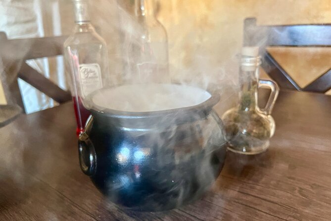 The Enchanted Cauldron: Mixology Experience in Antigua - Potion steps in English or Spanish, with real-world language expectations