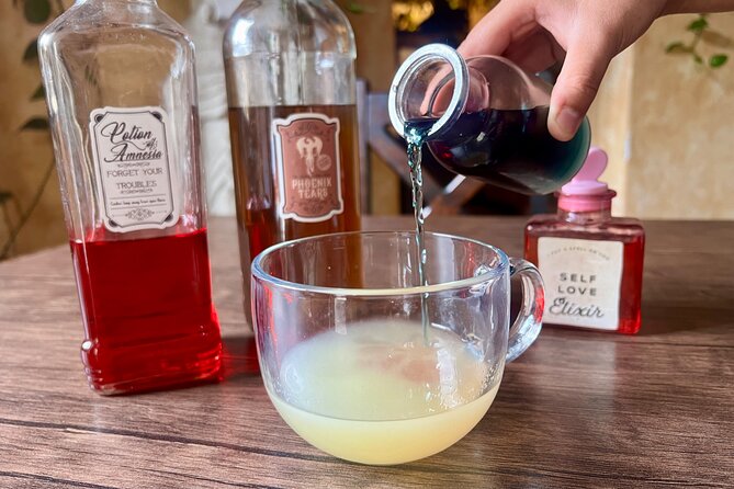 The Enchanted Cauldron: Mixology Experience in Antigua - Should you book El Alquimistas The Enchanted Cauldron?