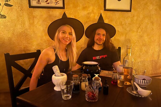 The Enchanted Cauldron: Mixology Experience in Antigua - Your 2-hour timeline: from brewing to the fantasy bar