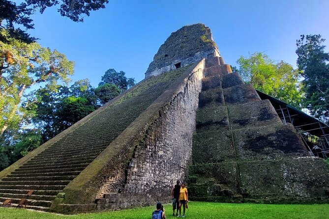 Tikal Private Tour From San Ignacio Belize with Lunch Included - The Lake Petén Itzá Photo Stop: Short Break, Big Views