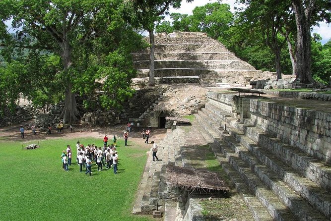 Tour to Copan Ruins Arqueological Site from Guatemala City - Lunch After the Ruins: Plan for an Unincluded Meal in Copán Town