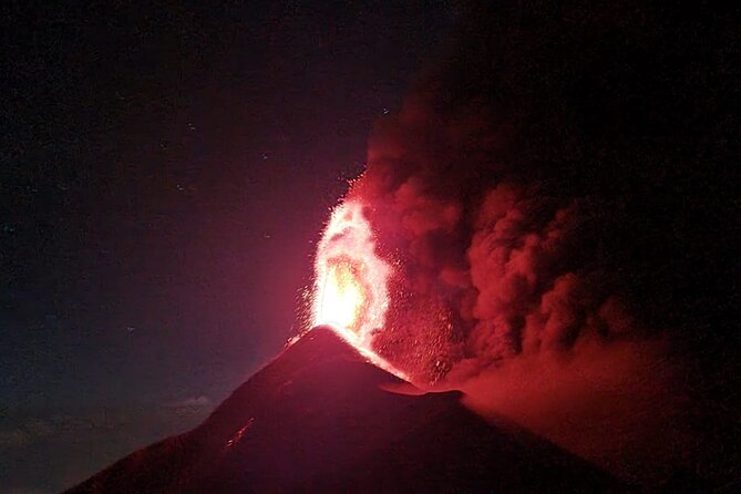 Two day hiking tour to the Acatenango Volcano - Sunrise summit on Day 2, 4 a.m. feels early for a reason