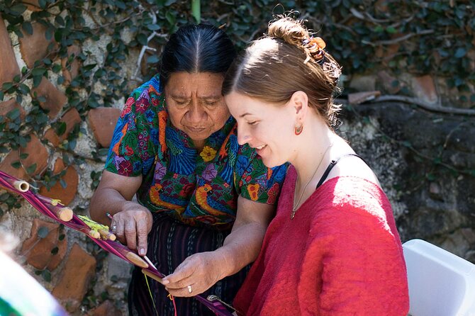 Two Hours Private Backstrap Weaving Workshop in Antigua - A 2-hour Antigua weaving class that feels practical, not performative