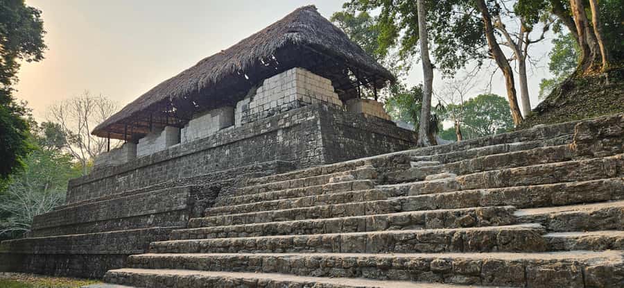 Yaxha at sunset with transportation, guide plus entrance - Yaxha in Petén: Why This Ruin Feels Different at Golden Hour